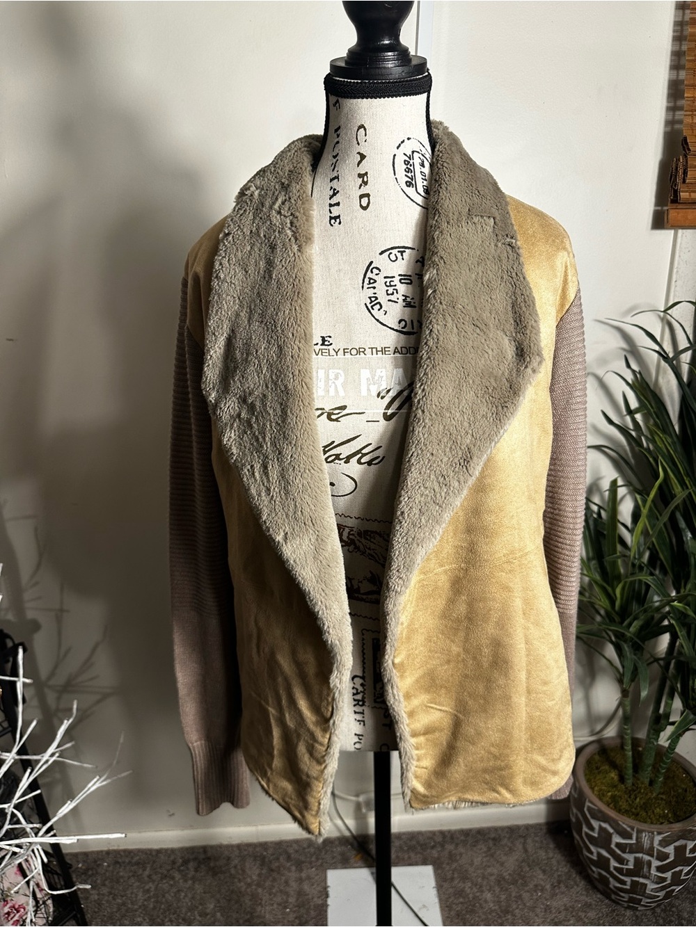 S95. Blue Saks Fifth Avenue Women's Faux Shearling Open Front Jacket